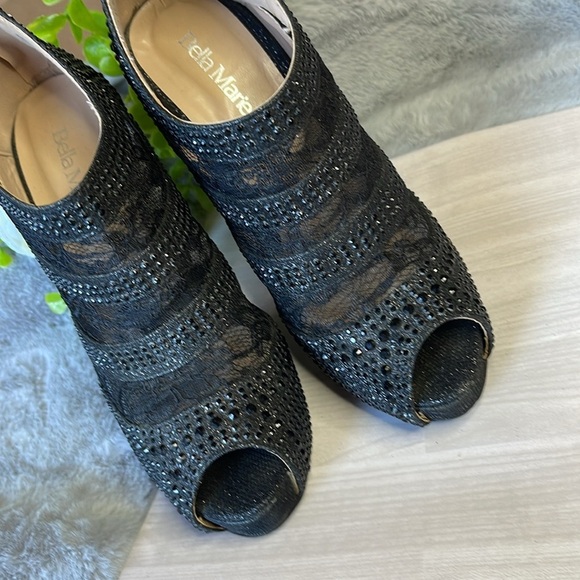 Elegant Black Lace Peep-Toe Heels - Picture 9 of 9